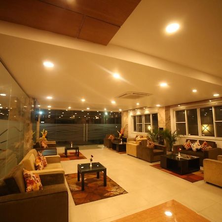 Mg Iris Hotel טירופאטי מראה חיצוני תמונה