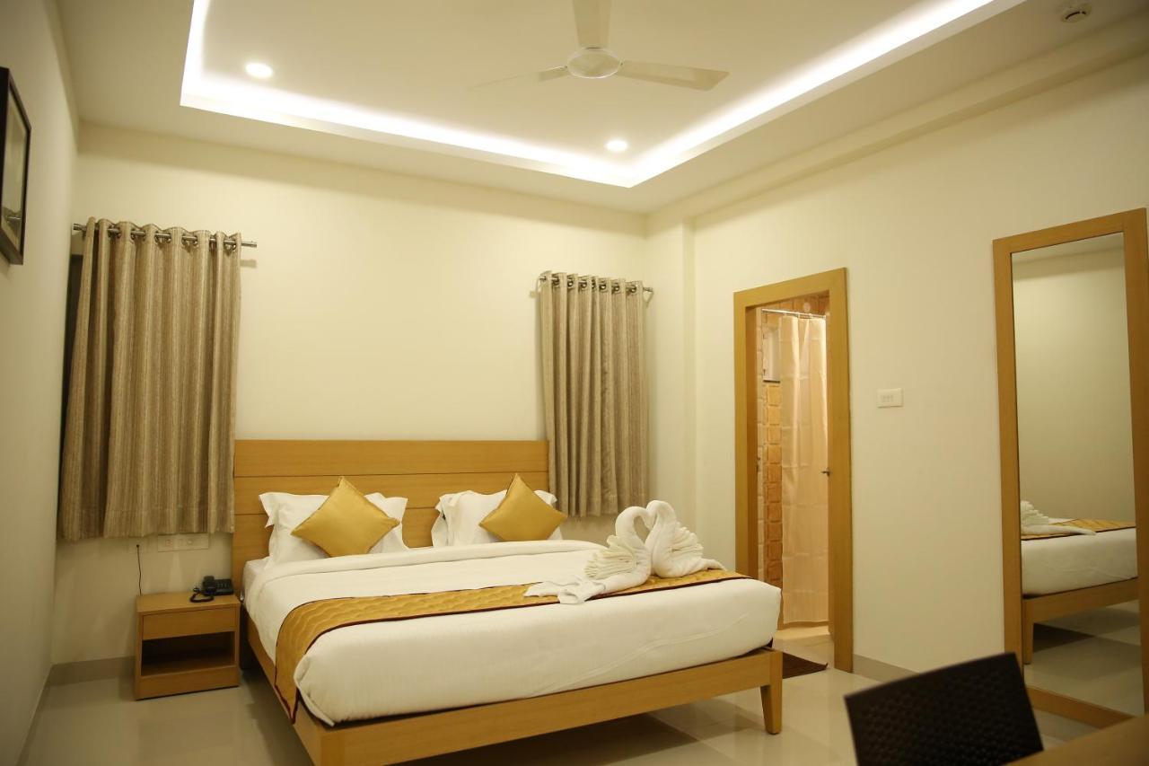 Mg Iris Hotel טירופאטי מראה חיצוני תמונה